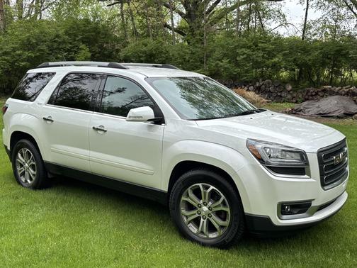 2016 GMC Acadia SLT-1
