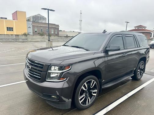 Gray 2018 Chevrolet Tahoe LT