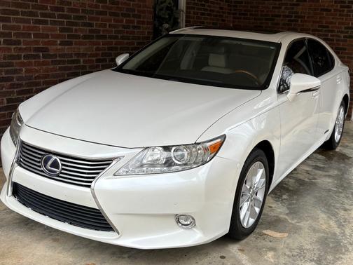 2014 Lexus ES 300h Base