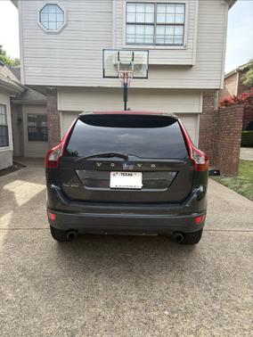 Gray 2012 Volvo XC60 3.2