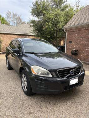 Gray 2012 Volvo XC60 3.2