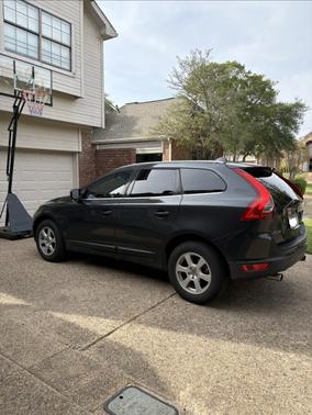 Gray 2012 Volvo XC60 3.2