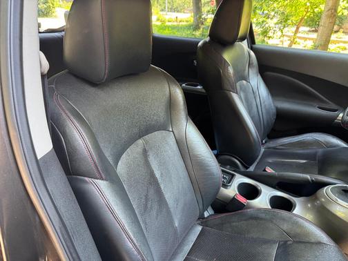 Brown 2011 Nissan Juke SL
