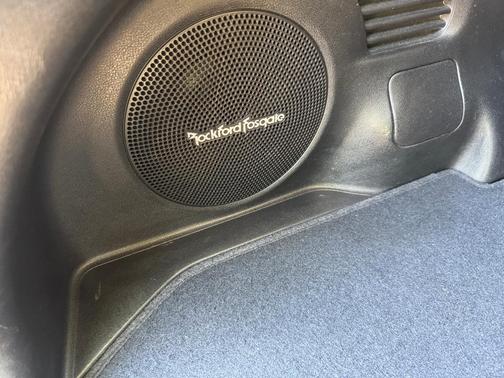 Brown 2011 Nissan Juke SL