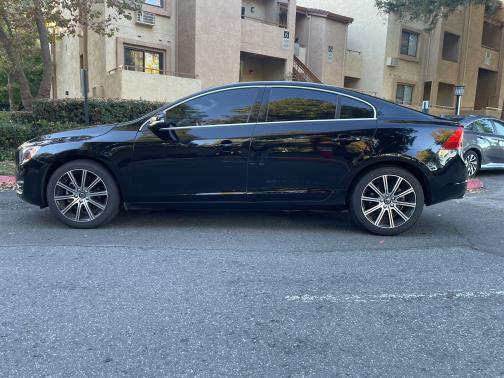 2017 Volvo S60 Inscription T5 Platinum