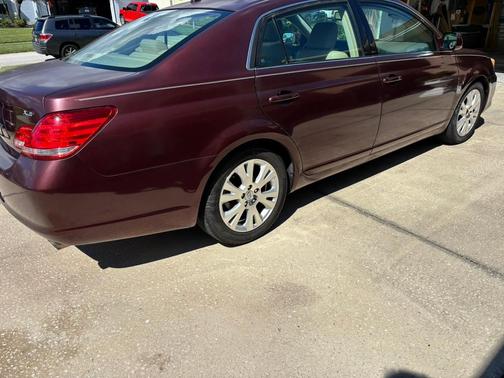 Red 2010 Toyota Avalon XLS