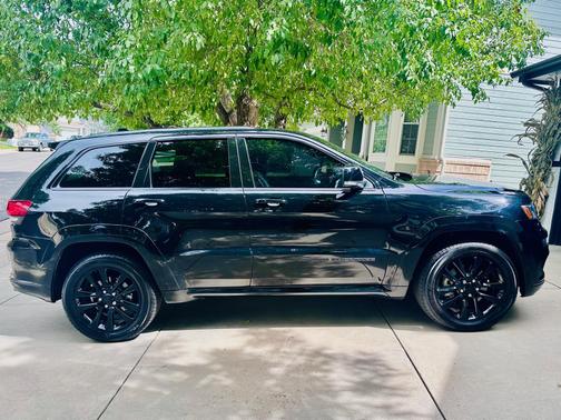 2019 Jeep Grand Cherokee High Altitude