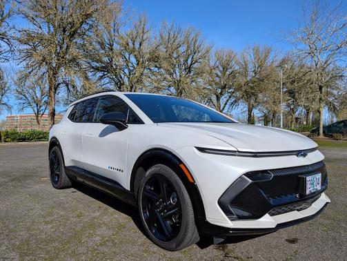 2025 Chevrolet Equinox EV RS