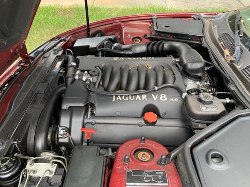 1999 Jaguar XK8 Base