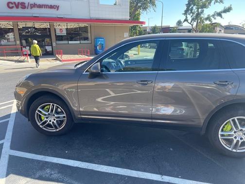 2015 Porsche Cayenne Cayenne S E-Hybrid