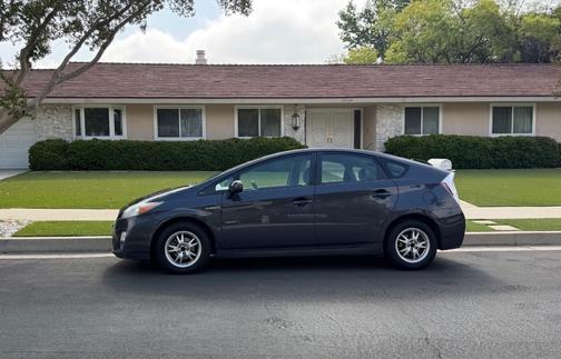 Silver 2010 Toyota Prius II