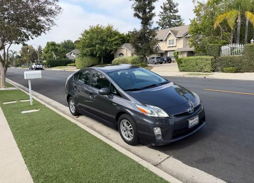 Silver 2010 Toyota Prius II