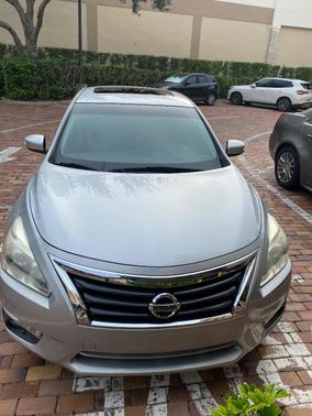 Silver 2015 Nissan Altima 2.5 SV