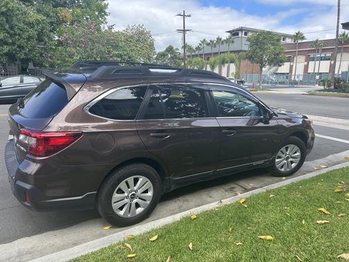 2019 Subaru Outback 2.5i Premium
