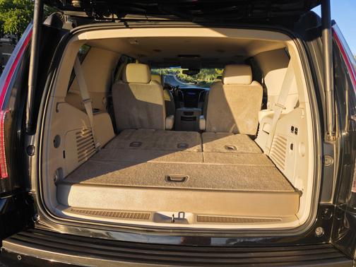 2016 Cadillac Escalade Luxury