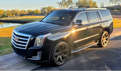 2016 Cadillac Escalade Luxury