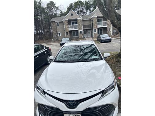 2020 Toyota Camry Hybrid LE