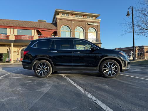 2022 Honda Pilot Elite