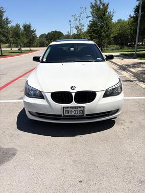 White 2008 BMW 528 i