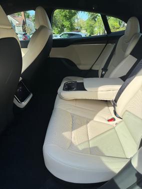 Black 2022 Tesla Model S Long Range