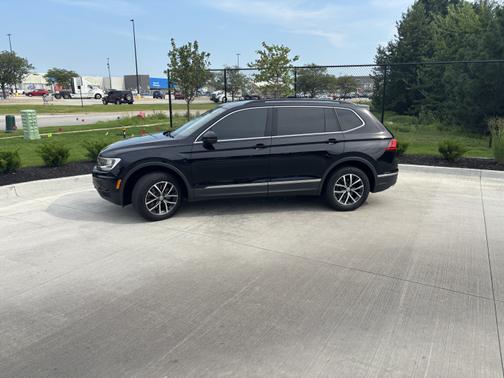 2020 Volkswagen Tiguan 2.0T SE
