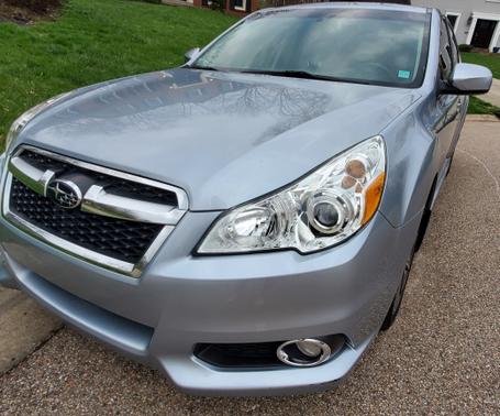 Silver 2014 Subaru Legacy 2.5i Sport