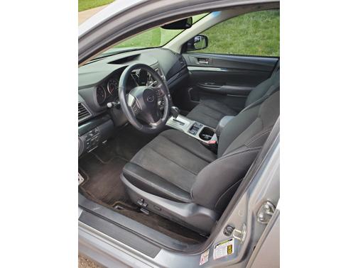 Silver 2014 Subaru Legacy 2.5i Sport