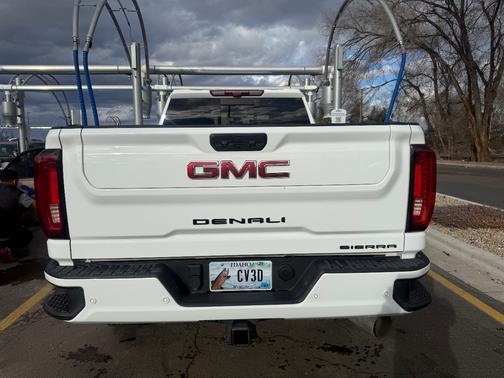 2023 GMC Sierra 2500 Denali