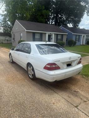 2004 Lexus LS 430 Base