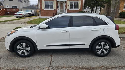 2017 Kia Niro EX