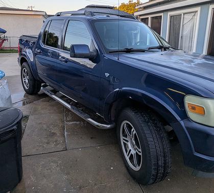 Blue 2007 Ford Explorer Sport Trac Limited