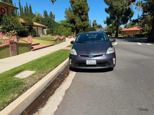 Gray 2013 Toyota Prius Two