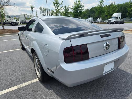 Silver 2006 Ford Mustang Base