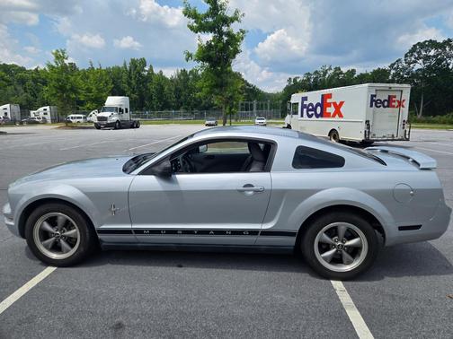 Silver 2006 Ford Mustang Base