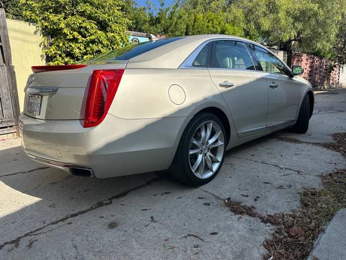 2013 Cadillac XTS Premium