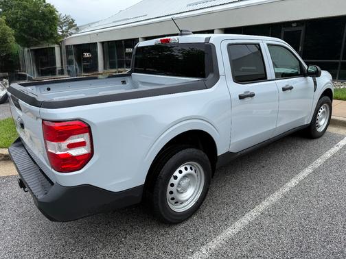 White 2025 Ford Maverick XL