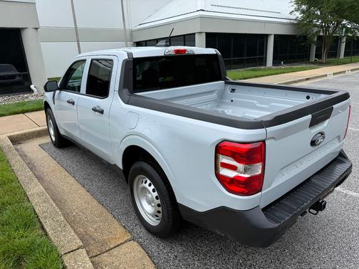 White 2025 Ford Maverick XL