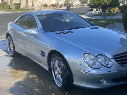 Photo 5 of 11 of 2005 Mercedes-Benz SL-Class SL500 Roadster