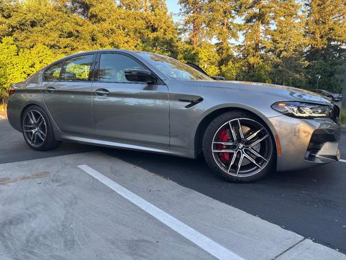 Silver 2021 BMW M5 Base