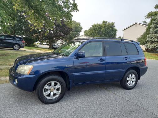 2001 Toyota Highlander Base