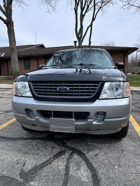 2004 Ford Explorer XLS