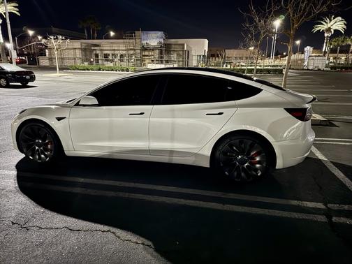 2023 Tesla Model 3 Performance