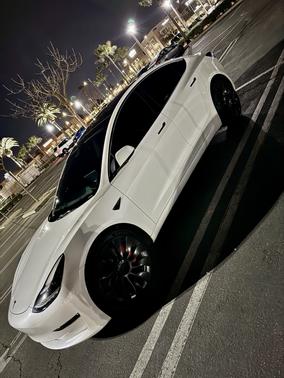 2023 Tesla Model 3 Performance