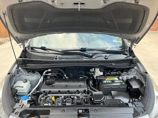 Gray 2013 Kia Sportage LX