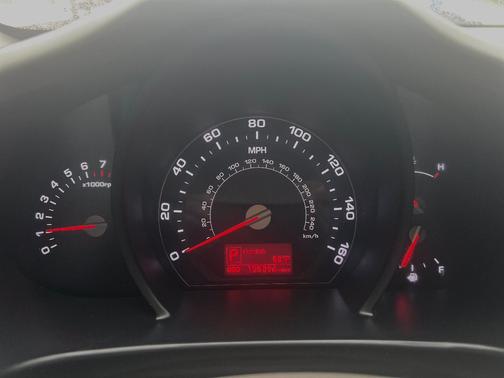 Gray 2013 Kia Sportage LX