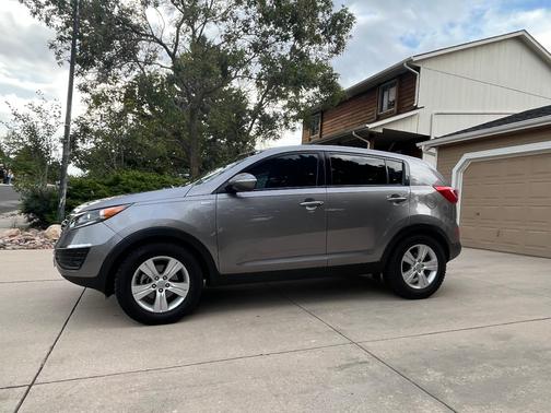 Gray 2013 Kia Sportage LX