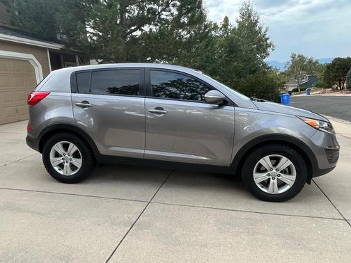 Gray 2013 Kia Sportage LX