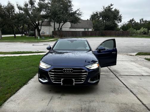 2022 Audi A4 40 Premium
