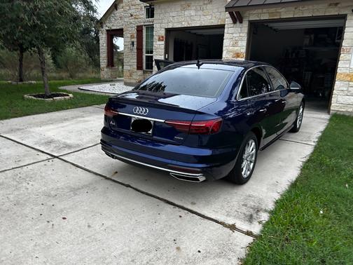 2022 Audi A4 40 Premium