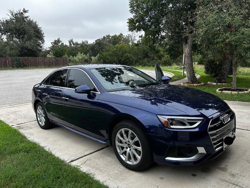 2022 Audi A4 40 Premium